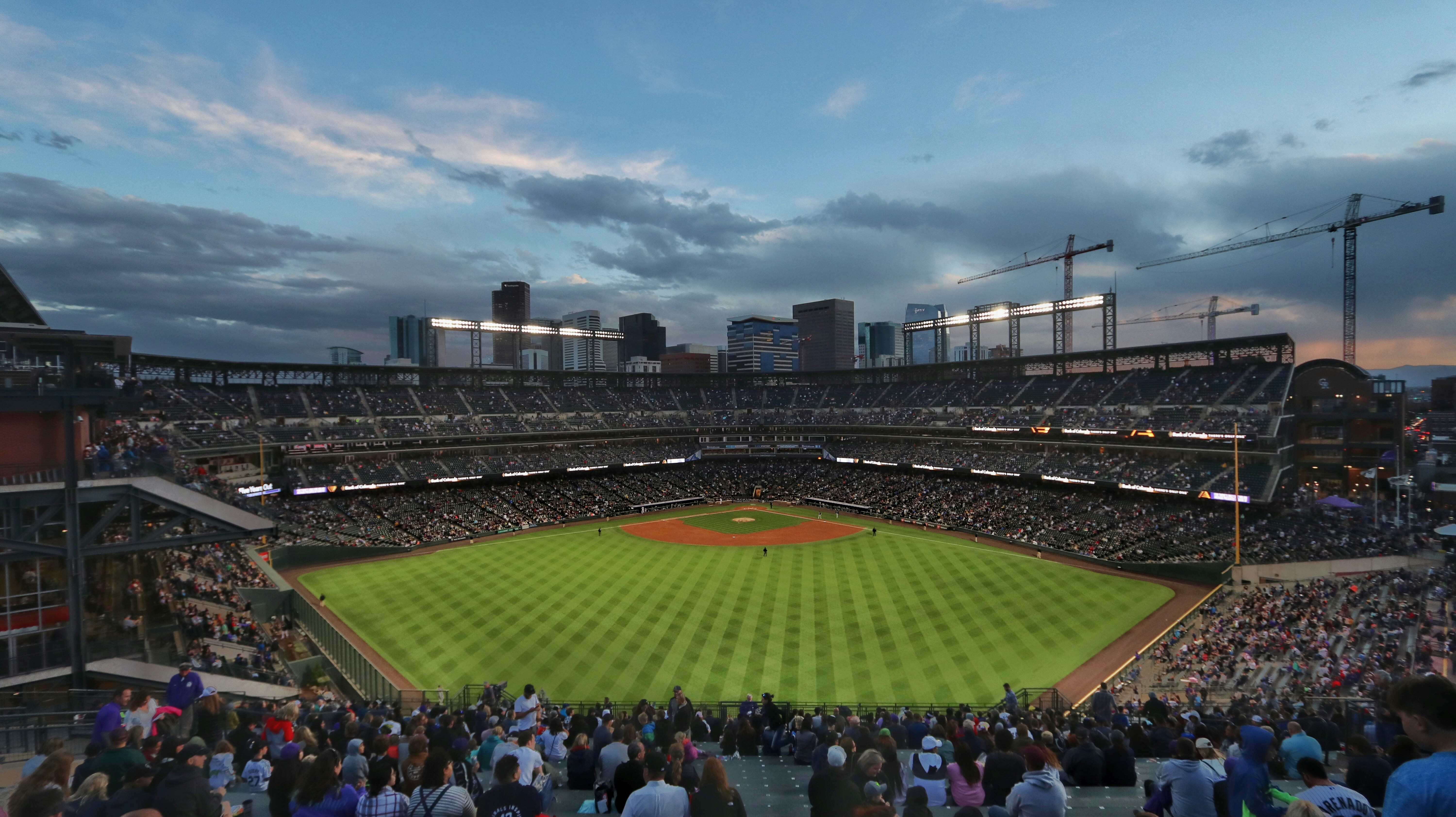 คุณภาพ ไฟสปอร์ตไลท์ LED กลางแจ้ง โรงงาน