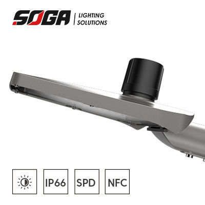 อลูมิเนียม Housing IP65 LED Street Light สําหรับการแก้ไขแสงภายนอกที่หลากหลาย